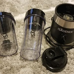 Isagenix Blender and shaker cups